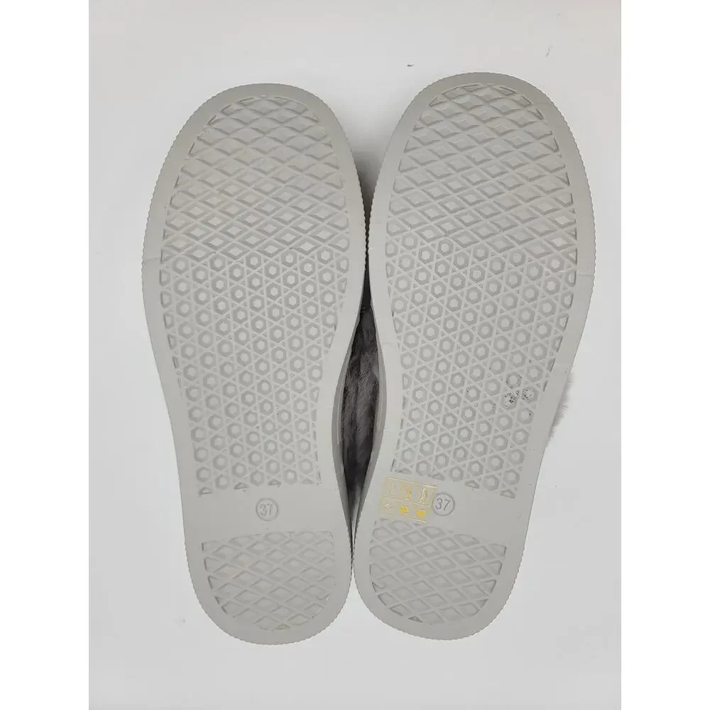 NWOT Rockomi Women's Sz 6 Gray Faux Fur Suede Slip-On Shoes Flats Comfort Casual